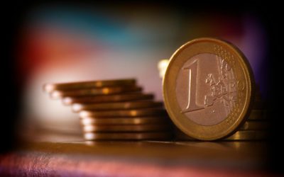 Η ακρίβεια εξασθενεί την Μεσαία Τάξη